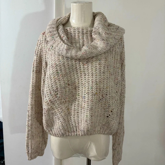 Moon & Madison Women’s Small Cream & Multicolor Speckled Cowl Neck Crop Sweater - Picture 1 of 12